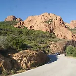 Appartamento Location Vue Et Esterel, Cap Estérel Agay-saint Raphaël, T2, Piscines, Parking, Wifi Saint-Raphaël
