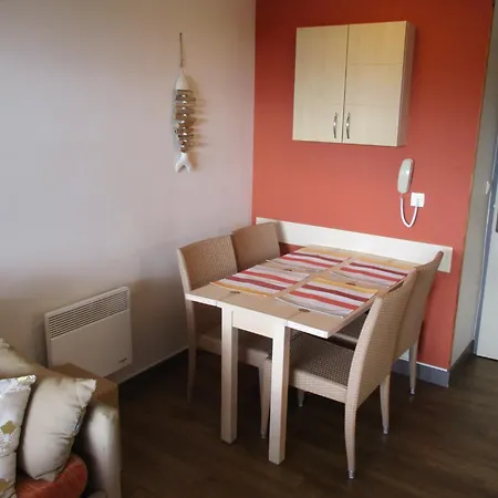 Appartamento Location Vue Et Esterel, Cap Estérel Agay-saint Raphaël, T2, Piscines, Parking, Wifi *